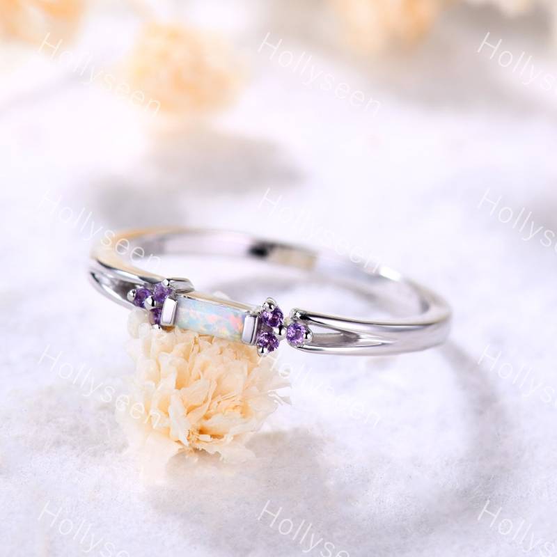 Feueropal Baguetteschliff Ehering Amethyst Ring Rosegold Opal Verlobungsring Einzigartiger Vintage Zierlicher Sterling Silber von Hollyseen