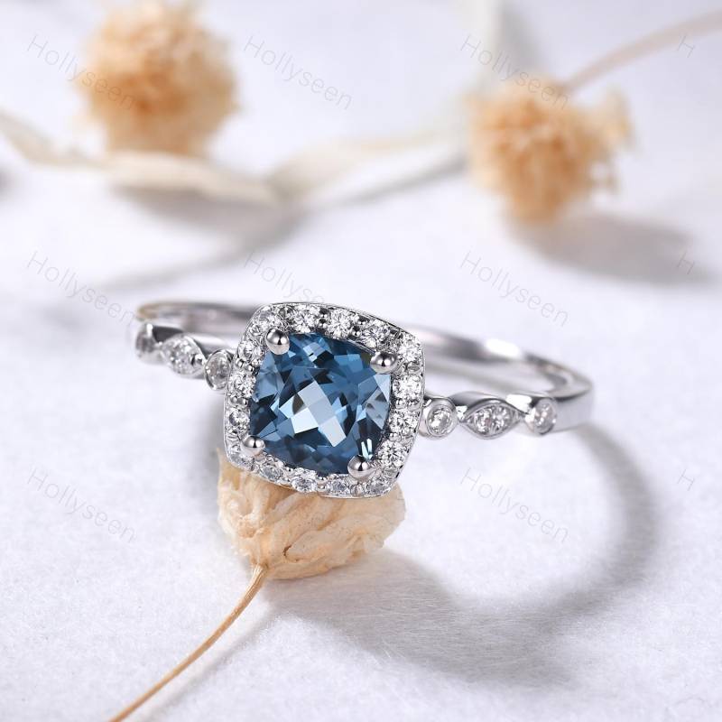 Kissenschliff London Blautopas Verlobungsring Silber Weiß Gold Ring Blauer Edelstein November Birthstone Jahrestag Geschenk Für Frauen von Hollyseen