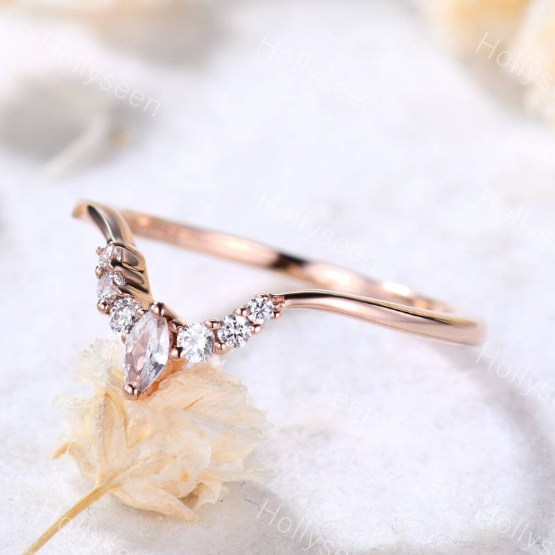 Moissanite Ehering Geschwungener Rosegold Zierlicher Ring Marquise Sterling Silber Zusteckring von Hollyseen