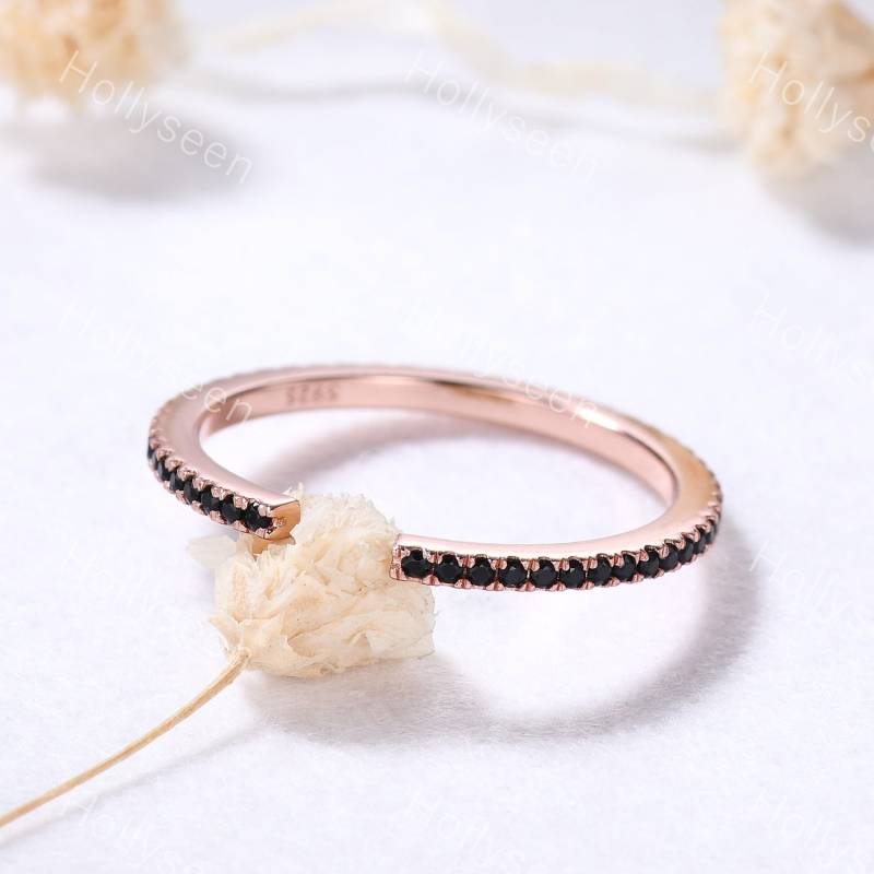 Schwarzer Onyx Offener Ehering Band 14K Roségold Eternity Lücke Stapelring Minimalist Stapelbar Ring Sterling Silber Brautring Für Frauen von Hollyseen