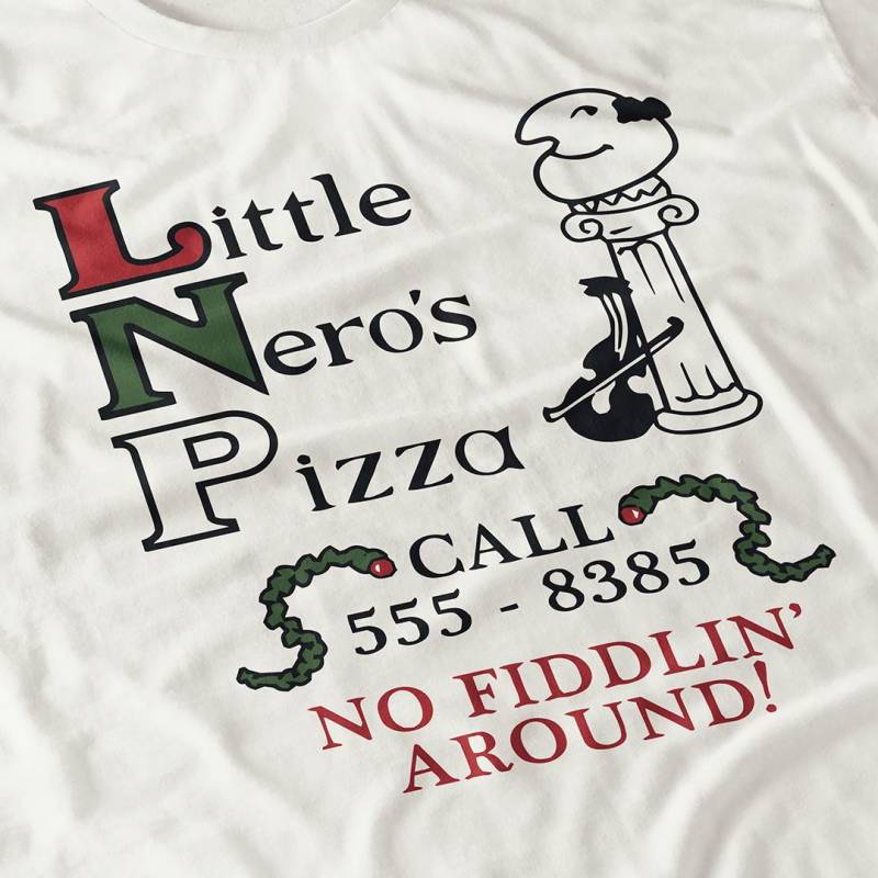 Little Nero's Pizza T-Shirt Lustiges Film-T-Shirt, 90Er Jahre Nostalgie Little Nero's Pizza T-Shirt Lustiges Film-T-Shirt, 90Er Jahre Nostalgie von Blockbustees