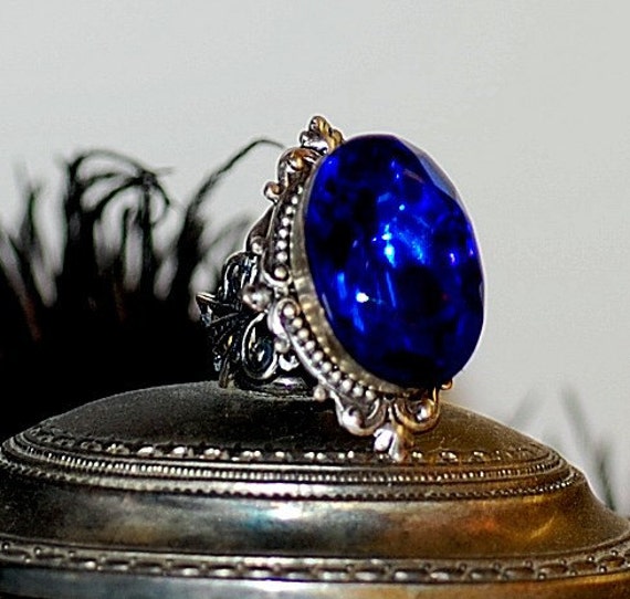 Vintage Saphir Cocktailring Silber Filigran, Verstellbares Band von Hollywoodbabe