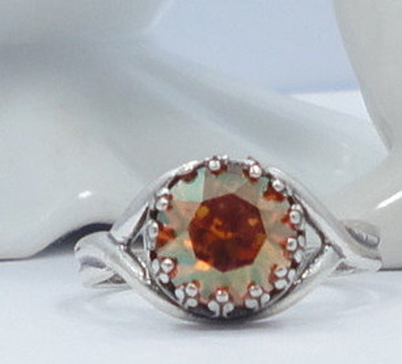 Vintage Satin Topas Kristall Ring Versilbert Filigran, Einstellbare Größe 6-9 von Hollywoodbabe