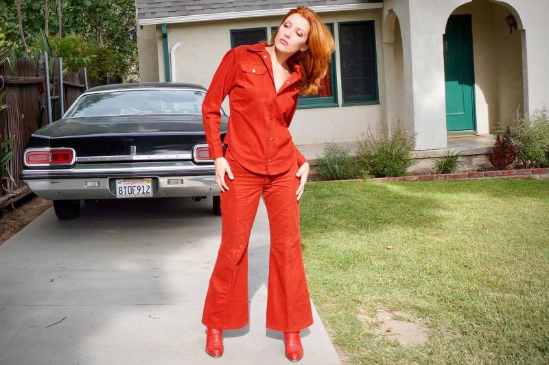 70Er Jahre Roter Wrangler Anzug/Denim Set Für Damen 70Er Jahre Roter Wrangler Anzug/Denim Set Für Damen von Hollywoodlandvtg