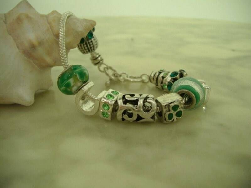 Bezauberndes Armband von Holunderhof