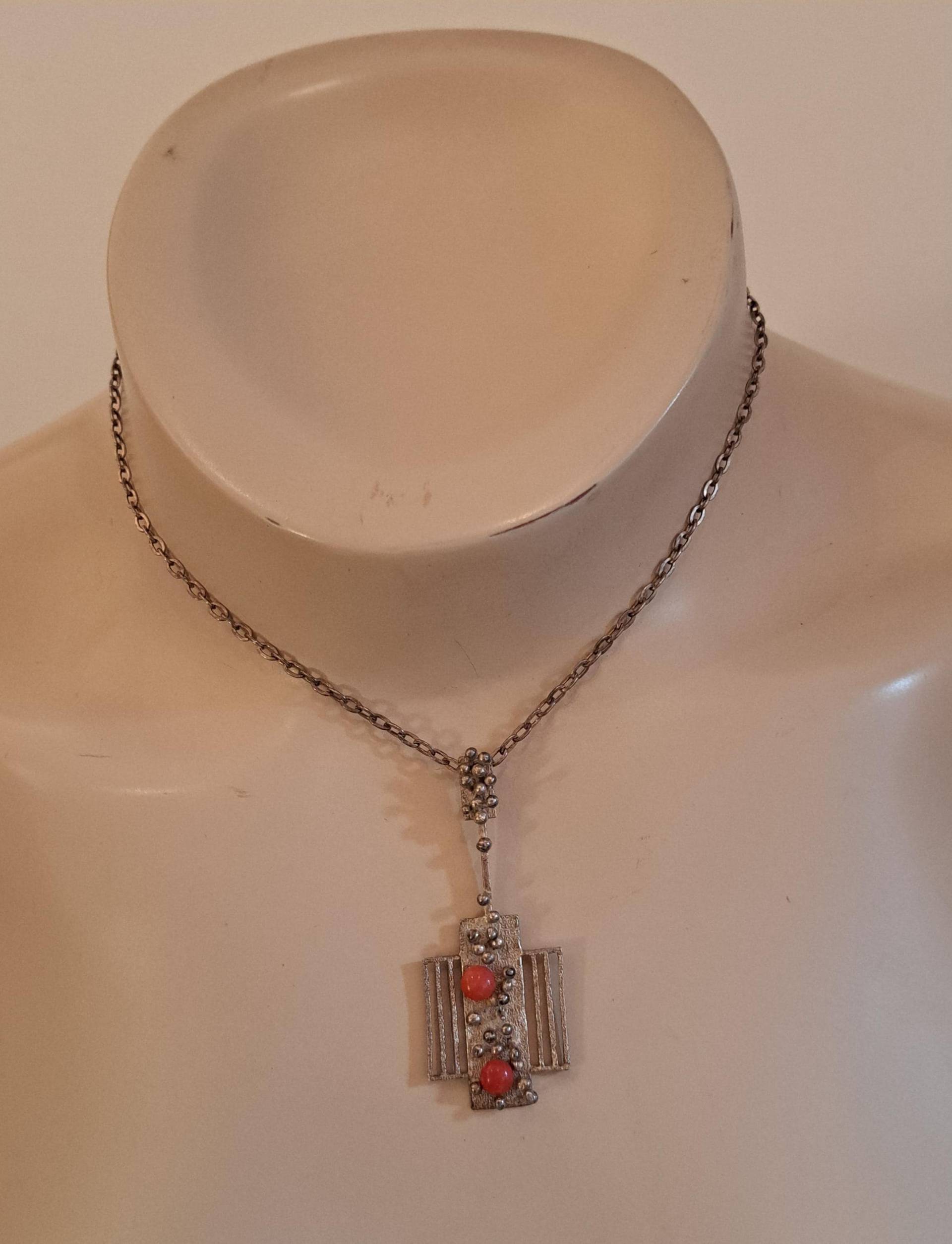 Silber Kette Mit Koralle - Anhänger Silber Kette Mit Koralle - Anhänger von Holunderhof
