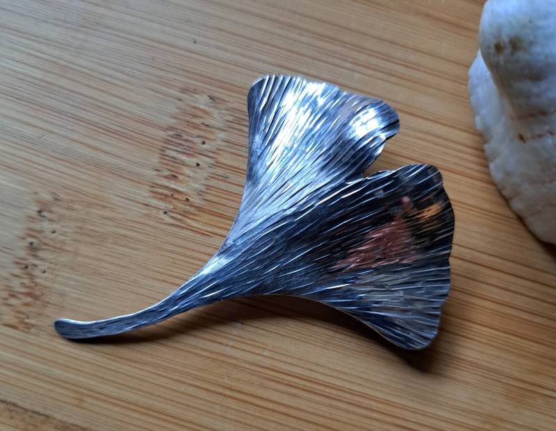 Silber Wunderschöne Anstecknadel Ginkoblatt 800 von Holunderhof