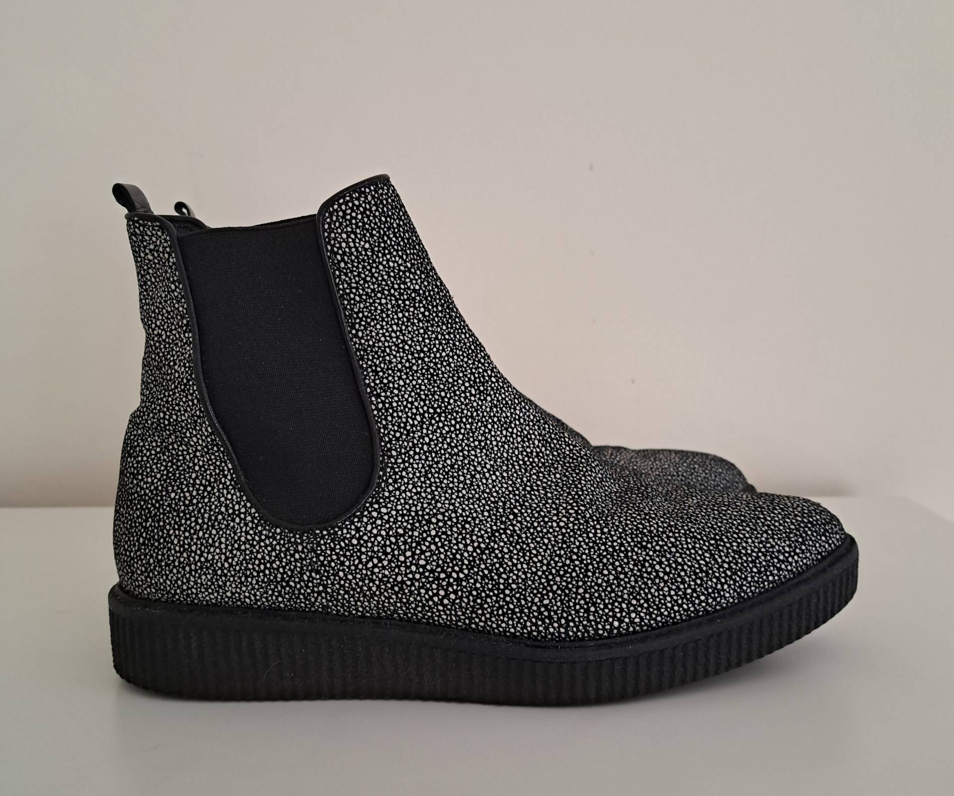 Tolle Stiefelette Gr. 4 1/2 Tolle Stiefelette Gr. 4 1/2 von Holunderhof