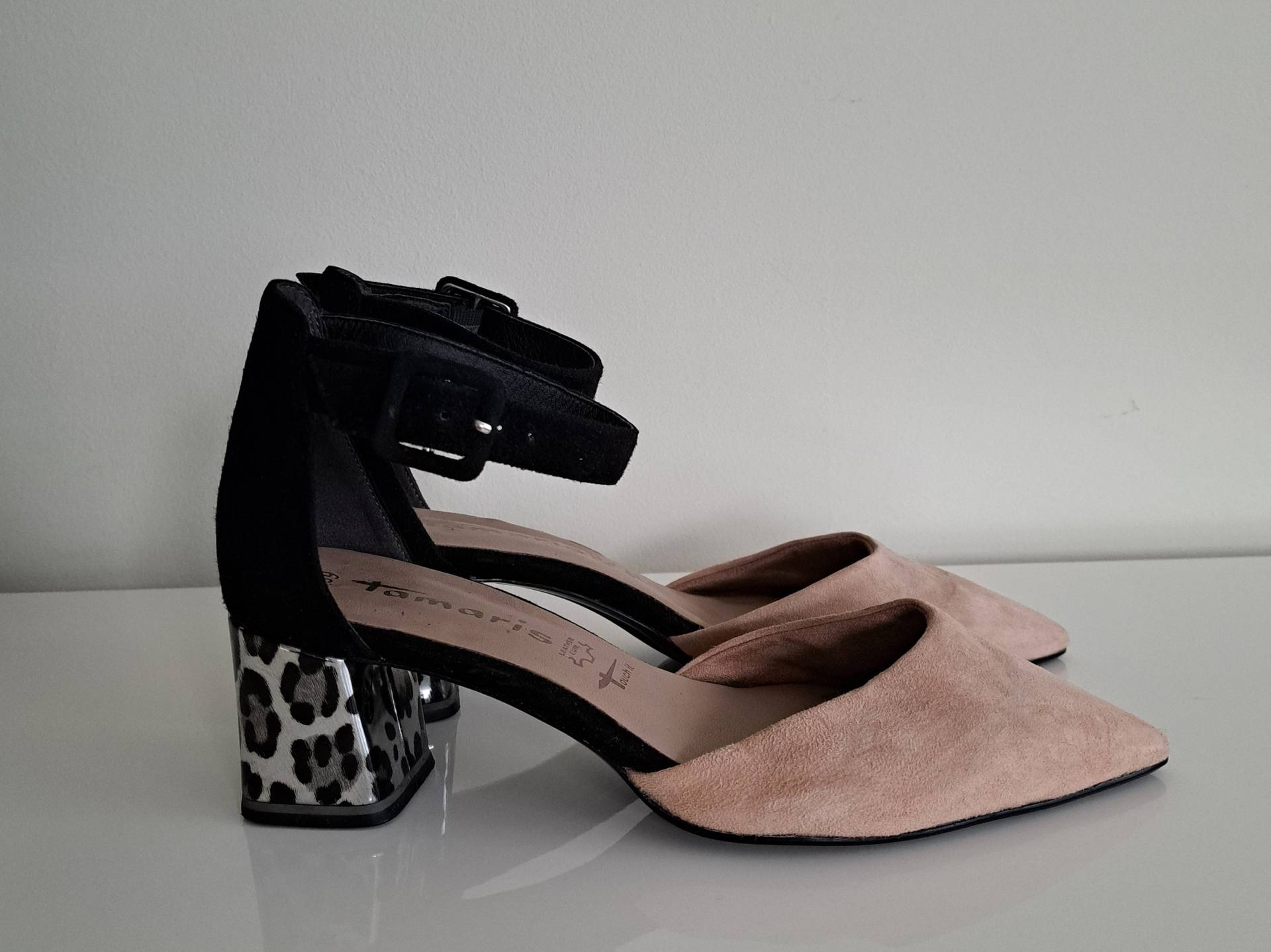Wunderschöne Pumps Gr. 39 Wunderschöne Pumps Gr. 39 von Holunderhof