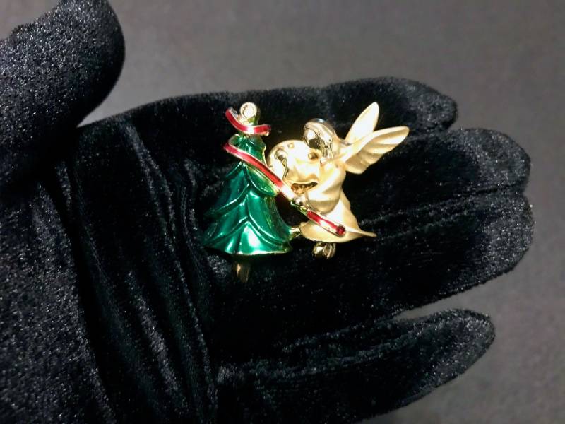 Victorian Style Giusti Signierte Engel Weihnachtsbaum Brosche, Grün Rot Emaille Strass Brosche Revers Schal Pin Festliche Weihnachtsfeier Geschenk von HolyCatsVintage