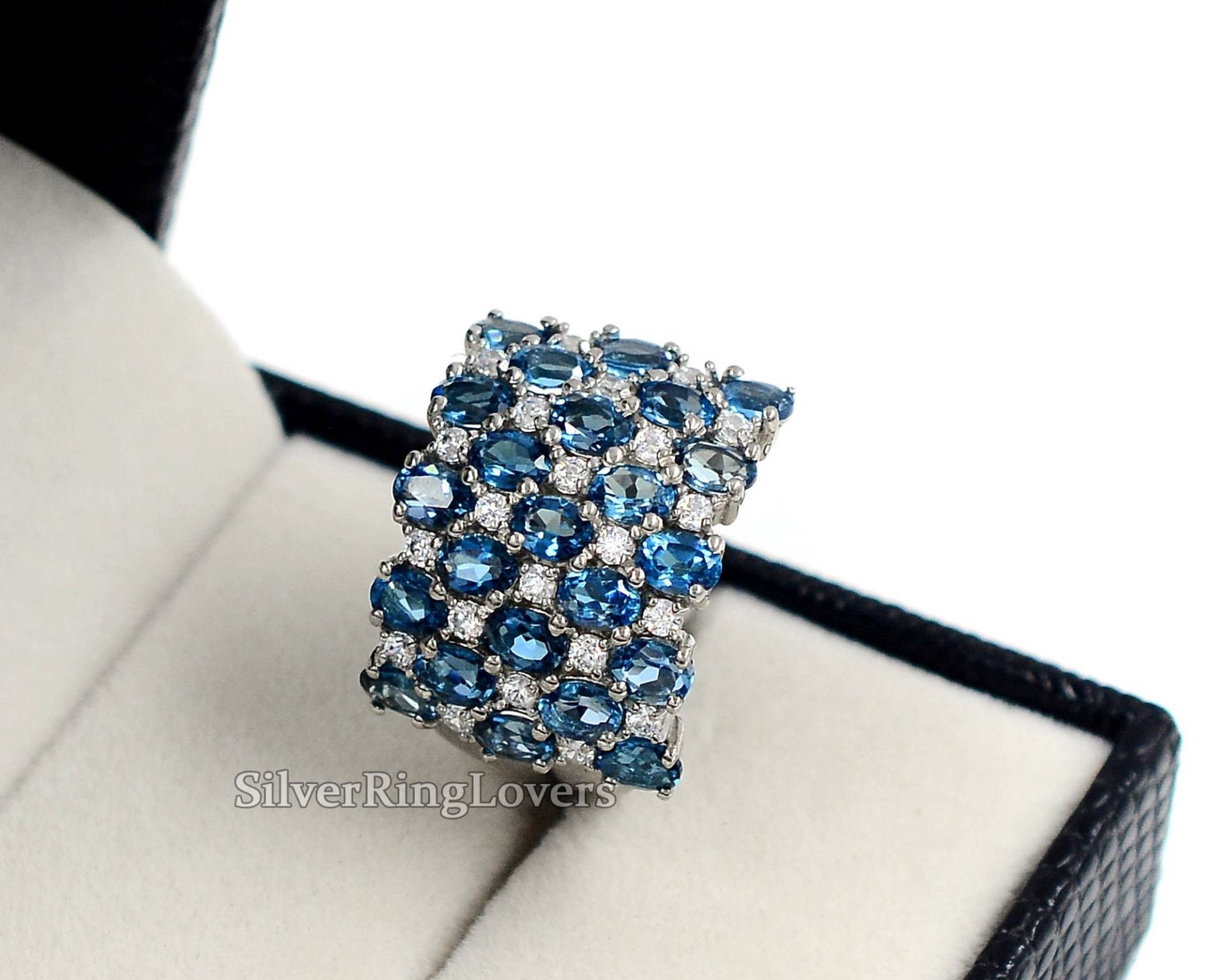 Natürlicher London Blue Topas Ring| 925 Sterling Silber| Dezember Geburtsstein| Cluster Damen Brautring| Egagement Geschenk| Geschenk Für Sie von HolyCrossLovers