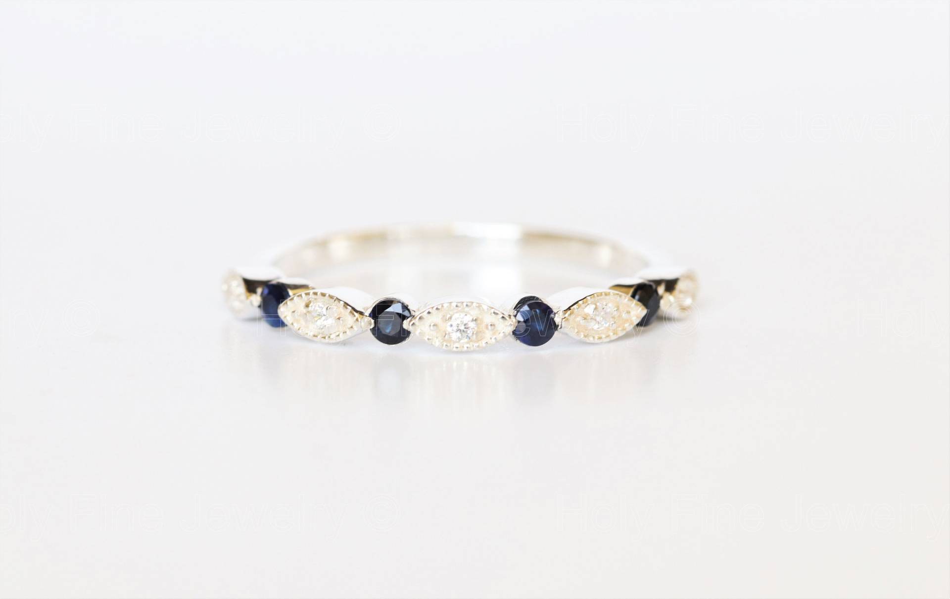 Natürlicher Blauer Saphir Silber Ehering September Geburtsstein Ring Edelstein Sterling Band von HolyFineJewelry