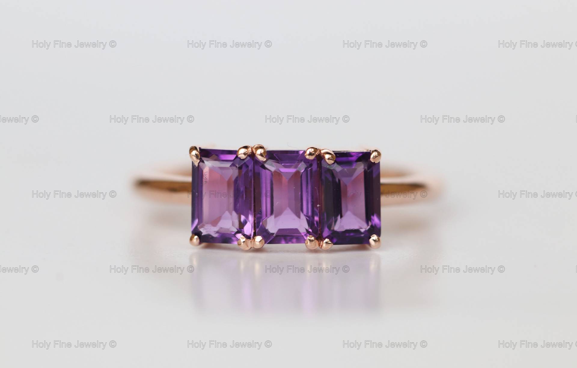 Natürlicher Dunkellila Amethyst Verlobungsring Versprechen Edelstein Jahrestag Freundin Februar Geburtsstein Lila Drei Stein Ring von HolyFineJewelry