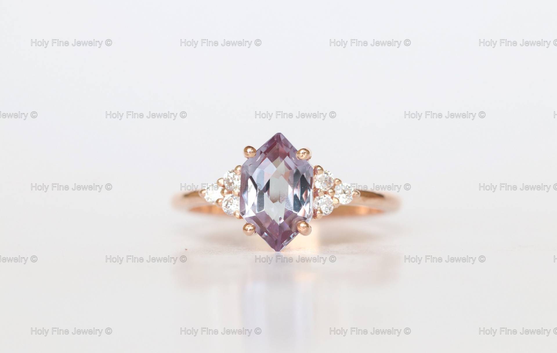 Natürlicher Langer Hexagon Cut Alexandrit Moissanit Ring Roségold Unikat Verlobungsring Juni Geburtsstein Braut Ehering Für Frauen Geschenk von HolyFineJewelry