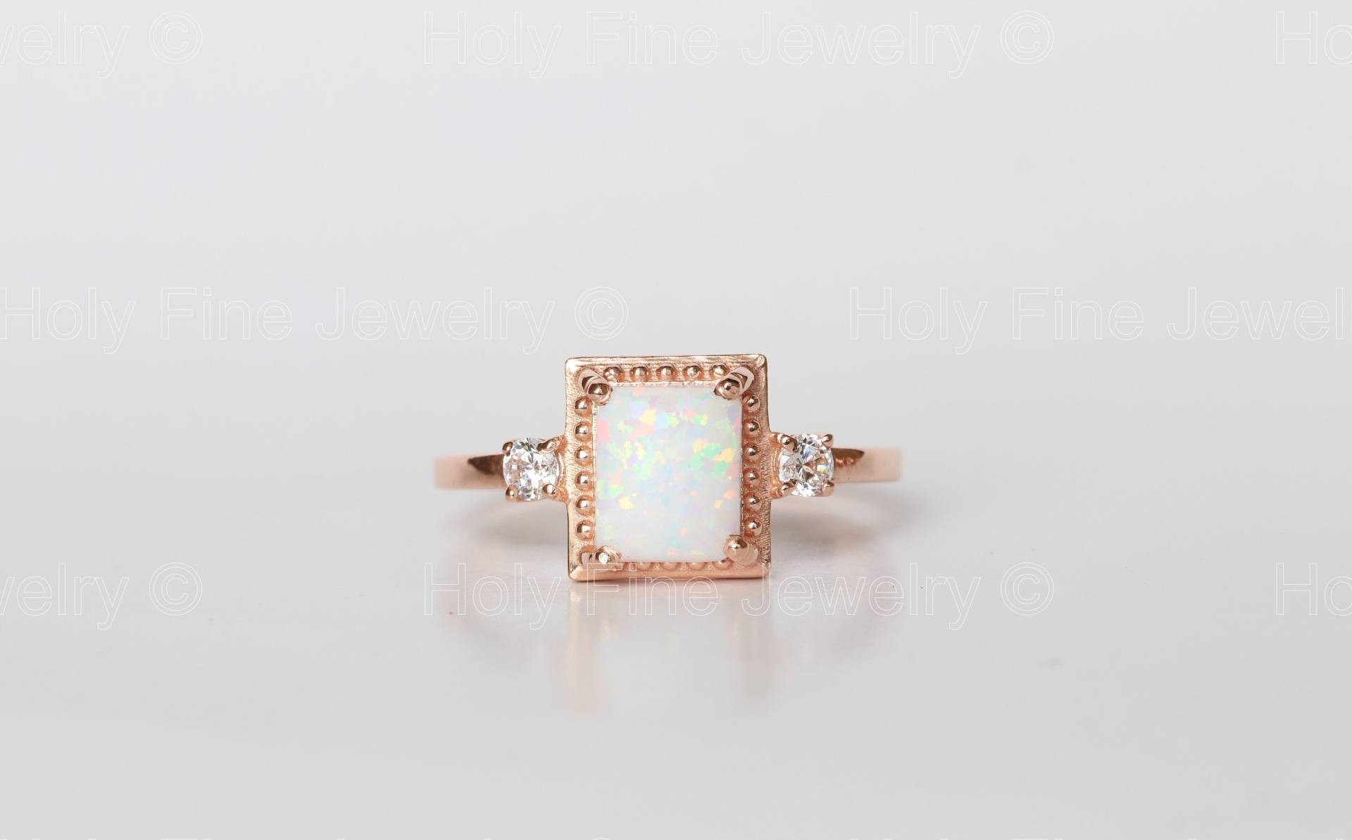 Natur Drei Stein Unikat Art Deco Smaragd Cut Opal Und Moissanit Verlobungsring Geschenk Für Frauen Versprechen Ring Oktagon Ringanniversary von HolyFineJewelry