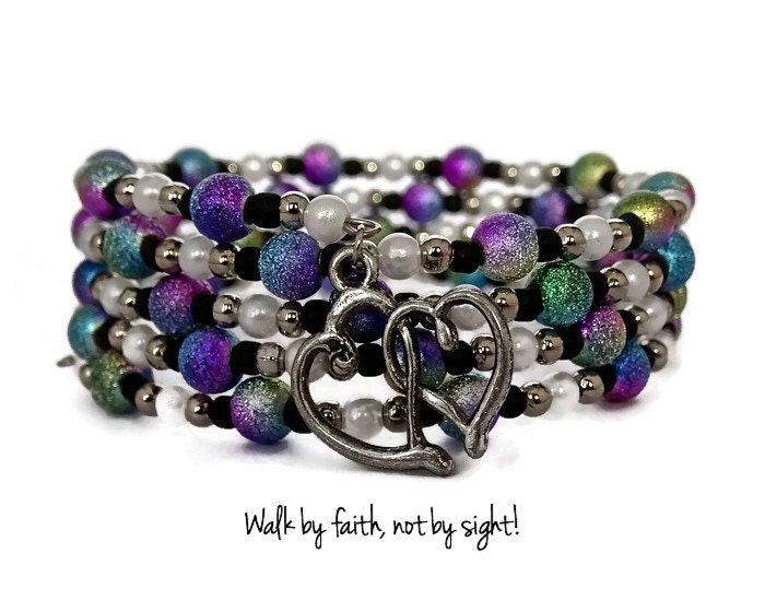 Blau, Lila Und Grün Stardust Perlen Armband ~ Memory Wire Wrap von HolyFireDesigns