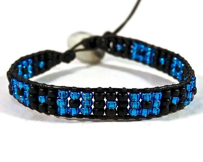 Blaue Und Schwarze Quadrat Armband, Lederwickelarmband, Miyuki Rocailles Perlen Gesegnet Schmuck, Christian Bracelet von HolyFireDesigns