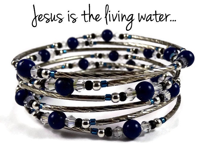 Blauer Stein Armband ~ Memory Wire Gesegnet Weihnachtsgeschenk Blau Und Silber Achat Manschette Verstellbare von HolyFireDesigns
