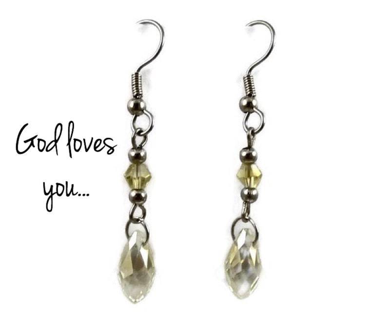 Kristall Ohrringe ~ Teardrop Off-White Baumeln Christian Jewelry Gesegnet Schmuck Geschenk Für Sie von HolyFireDesigns