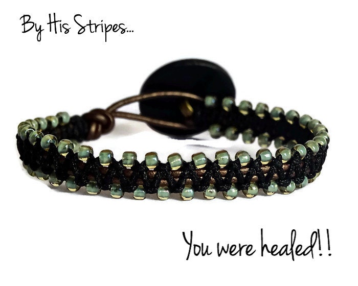 Makramee Armband ~ Christian Jewelry Stapeln Lederarmband Geflochten Weihnachtsgeschenk Gesegnet Geschenk Für Sie Einzigartig von HolyFireDesigns