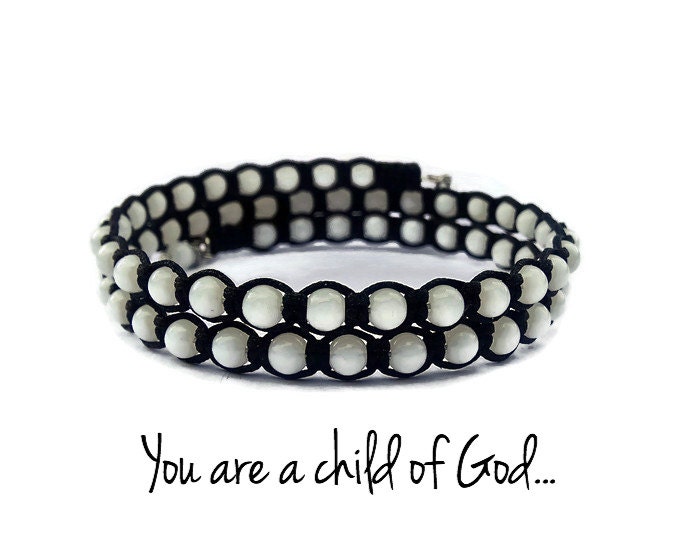 Perlen Armband ~ Makramee Memory Wire Achat Stein Schmuck Christian Jewelry Gesegnet Damen von HolyFireDesigns