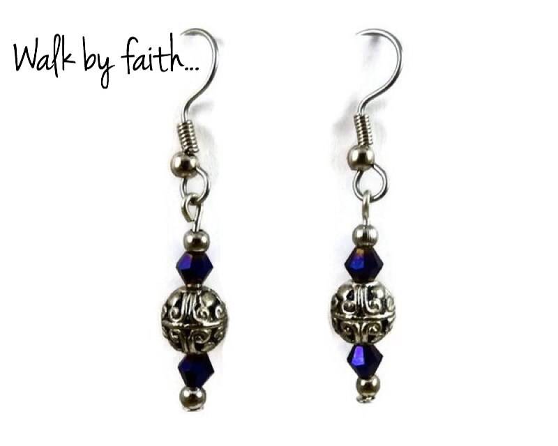 Schwarz Und Silber Filgree Ohrringe ~ Baumeln Perlen Christian Jewelry Gesegnet Schmuck Geschenk Für Sie Einzigartig von HolyFireDesigns