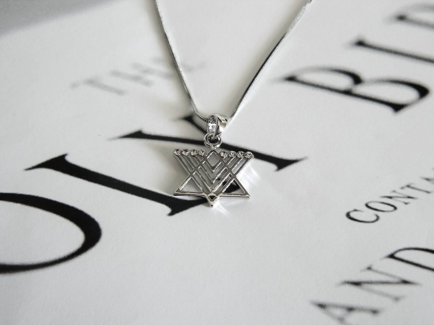 Anhänger Kabbalah Classic 1, 5 Zentimeter Rhodium Mit Menorah David Stern Steinen Aus Dem Heiligenland Jerusalem Anhänger Kabbalah Classic 1, 5 Zentimeter Rhodium Mit Menorah David Stern Steinen Aus Dem Heiligenland Jerusalem von HolyGifts