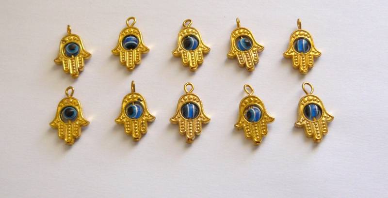 Menge 10 - Kabbalah Schmuck Für Liebe, Hoffnung Und Gebet Goldene Farbe Evil Eye Hamsa Anhänger Halskette Armband Menge 10 - Kabbalah Schmuck Für Liebe, Hoffnung Und Gebet Goldene Farbe Evil Eye Hamsa Anhänger Halskette Armband von HolyGifts
