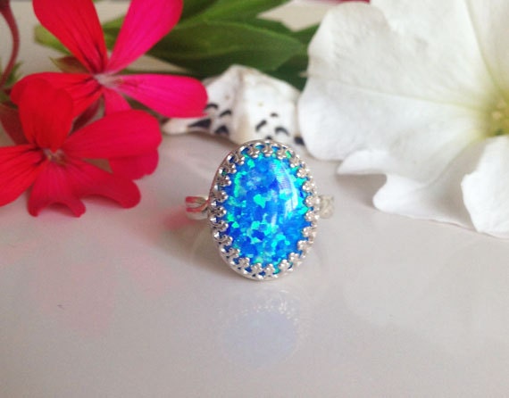 Blauen Opalring - Silber-Ring Ovale Krone Ring Edelstein-Ring Opalschmuck Versprechen Oval Opal Zarter von HolyLandChic