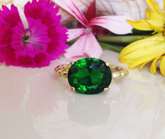 Emeraldt Ring - Kann Geburtsstein Edelstein-Ring Gold Facettierte Grüner Hochzeits-Geschenk Versprechen Stift-Ring von HolyLandChic