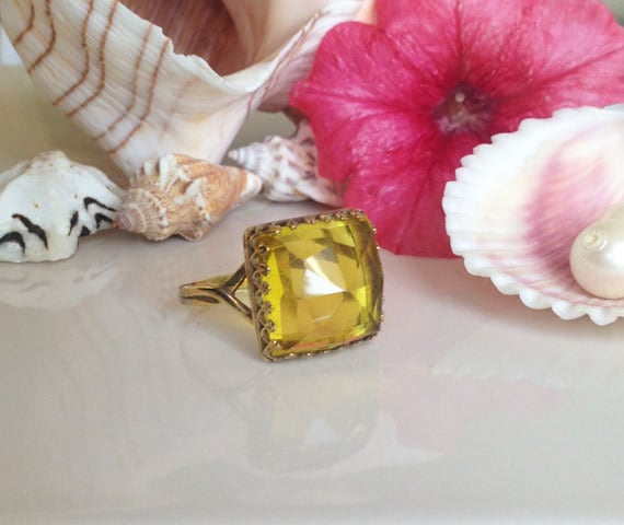 Lemon-Quarz-Ring - Platz Krone Ring Gold Licht Gelb Edelstein-Ring Stift-Set Rosenschliff Lemon Quarz von HolyLandChic