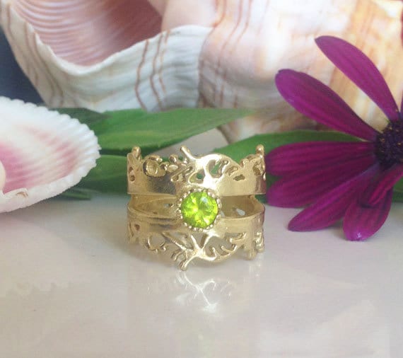 Peridot-Ring - August Birthstone Edelstein-Ring Spitze-Ring Hellgrüne Stein Gold Ring Stift Einstellung Zarter von HolyLandChic