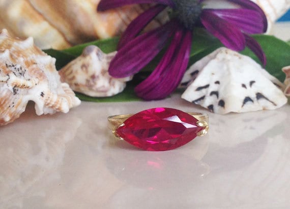 Rubin-Ring - Juli Geburtsstein Rosa Pink Ring Gold Coctail Versprechen Stift Set Edelstein-Ring von HolyLandChic