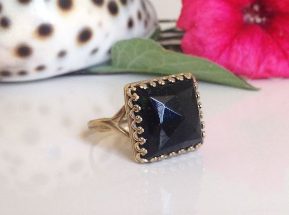 Schwarzer Onyxring - Platz Krone Ring Gold Band Stift Set Onyx-Schmuck Schwarzer von HolyLandChic