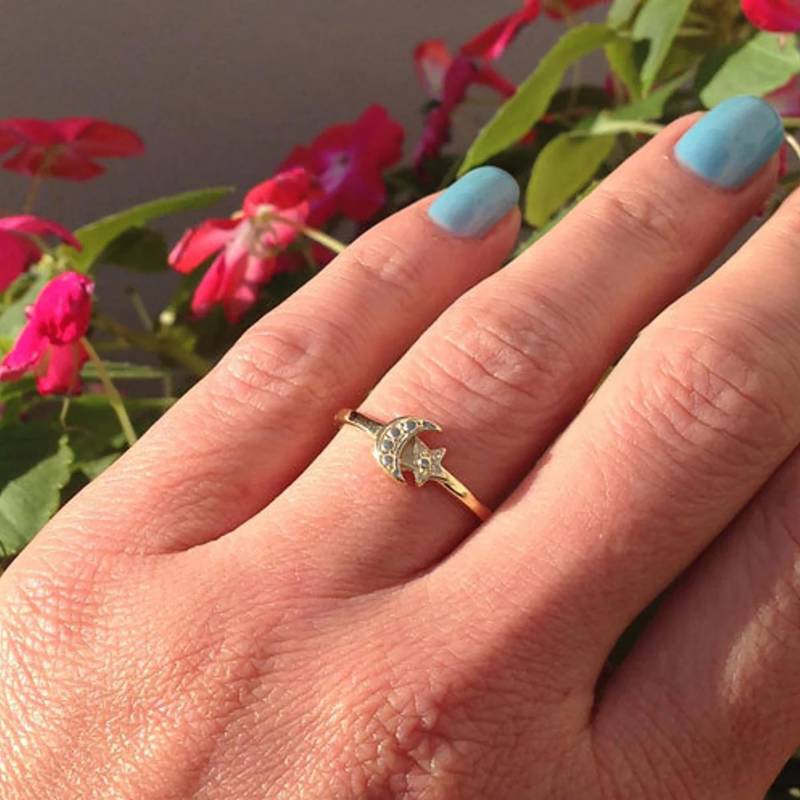 Mond & Stern Ring - Gold Stapel Halbmond Minimal Für Jeden Tag von HolyLandJewelry