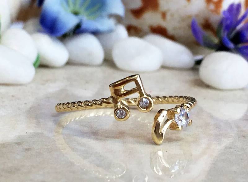 Musiknote Ring - Charm Musik Schmuck Symbol Kleiner Offener Wickelring Schlichter Goldring Zarter Musiknote Ring - Charm Musik Schmuck Symbol Kleiner Offener Wickelring Schlichter Goldring Zarter von HolyLandJewelry