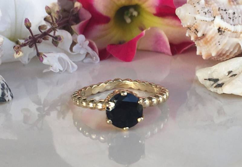 Schwarzer Onyx Ring - Echter Edelstein Dezember Band Vintage Stil Gold Runder von HolyLandJewelry