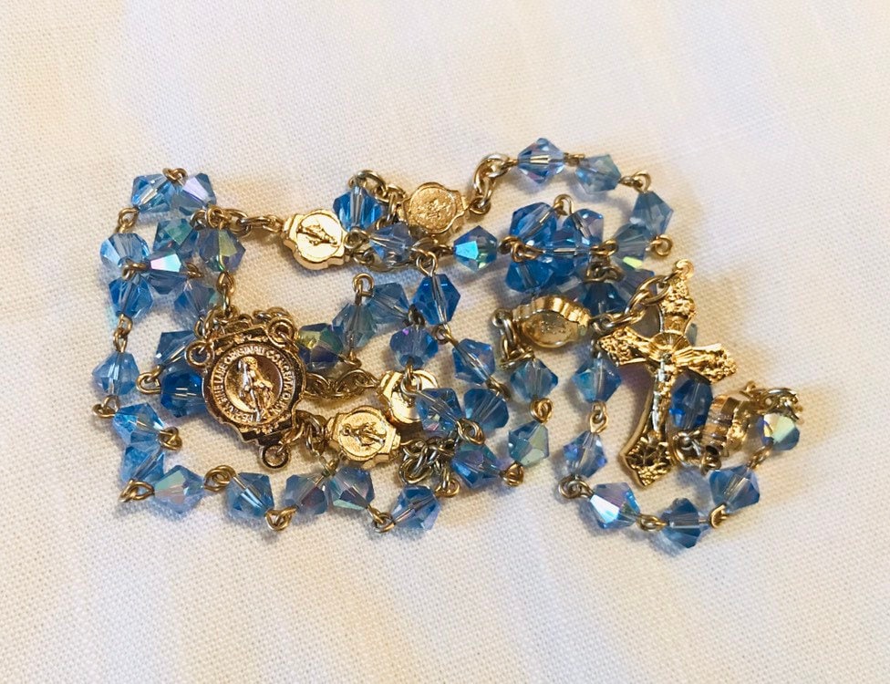 Blauer Kristall Rosenkranz - Blau Und Gold Wundertätige Medaille Handgemachter Blauer Kristall Rosenkranz - Blau Und Gold Wundertätige Medaille Handgemachter von HolyTraditions