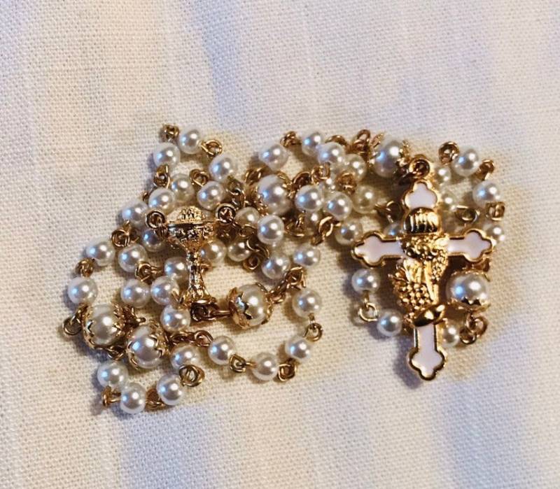 Eucharist Rosenkranz - Mädchen Oder Jungen Perfekt Als Erstkommunion Rosenkranz, Gold- Und Glasperlen-Rosenkranz, Handgefertigter Traditioneller von HolyTraditions