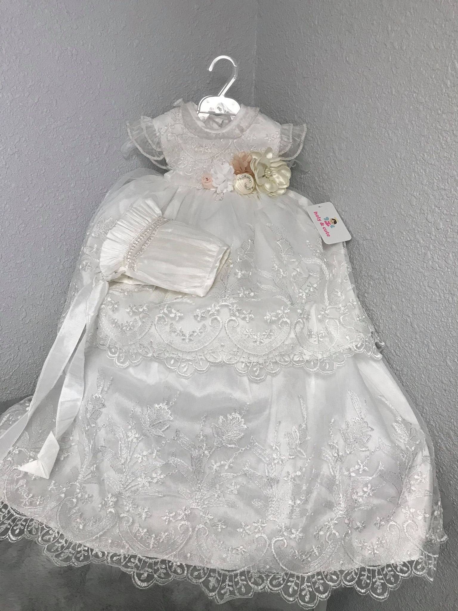 Einzigartige Wunderschöne Elfenbein Kleid, Taufe Segen Kleid Für Mädchen, Kleider, Mädchen Komplette Trousseau von HolyandCuteBoutique
