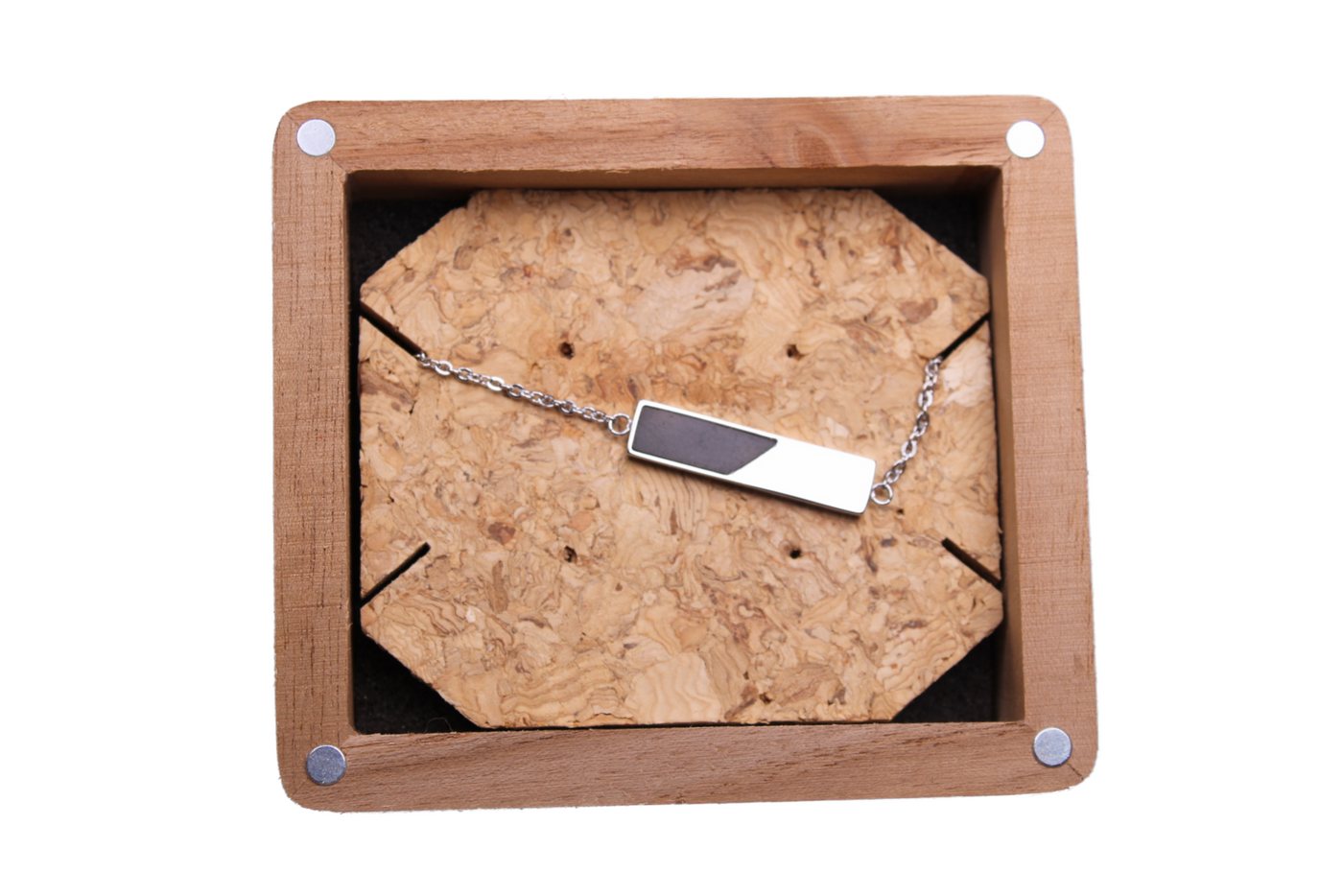 Holzkern Perlenarmband Holzkern Armband Schiefer/ Silber von Holzkern