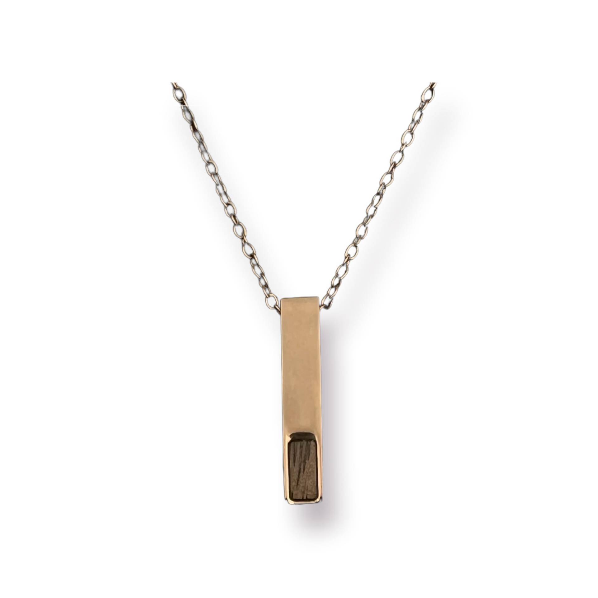 Holz-Halskette Mit Gravur, Länge 40+5 cm, Rosé Walnuss Holz-Halskette Mit Gravur, Länge 40+5 cm, Rosé Walnuss von Holzklopfen