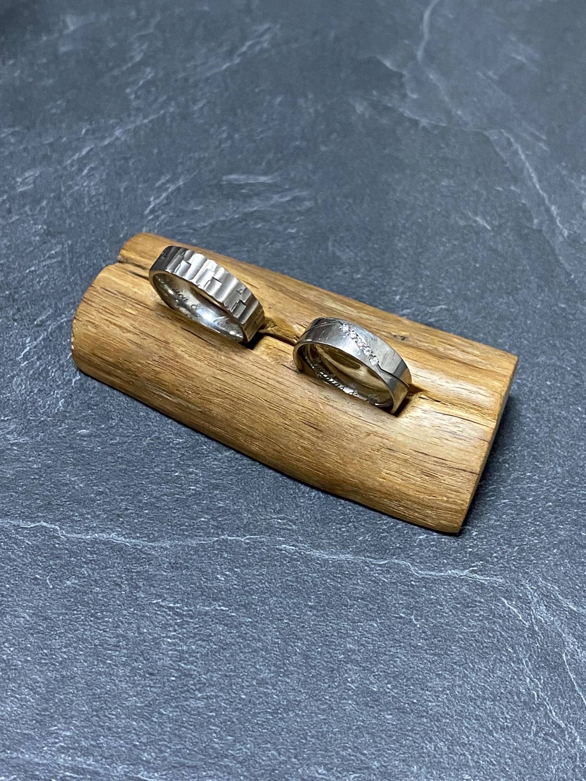 Ringkissen, Ringbänkchen Ringhalter, Eichenholz Ringkissen, Ringbänkchen Ringhalter, Eichenholz von HolzlichterMDShop