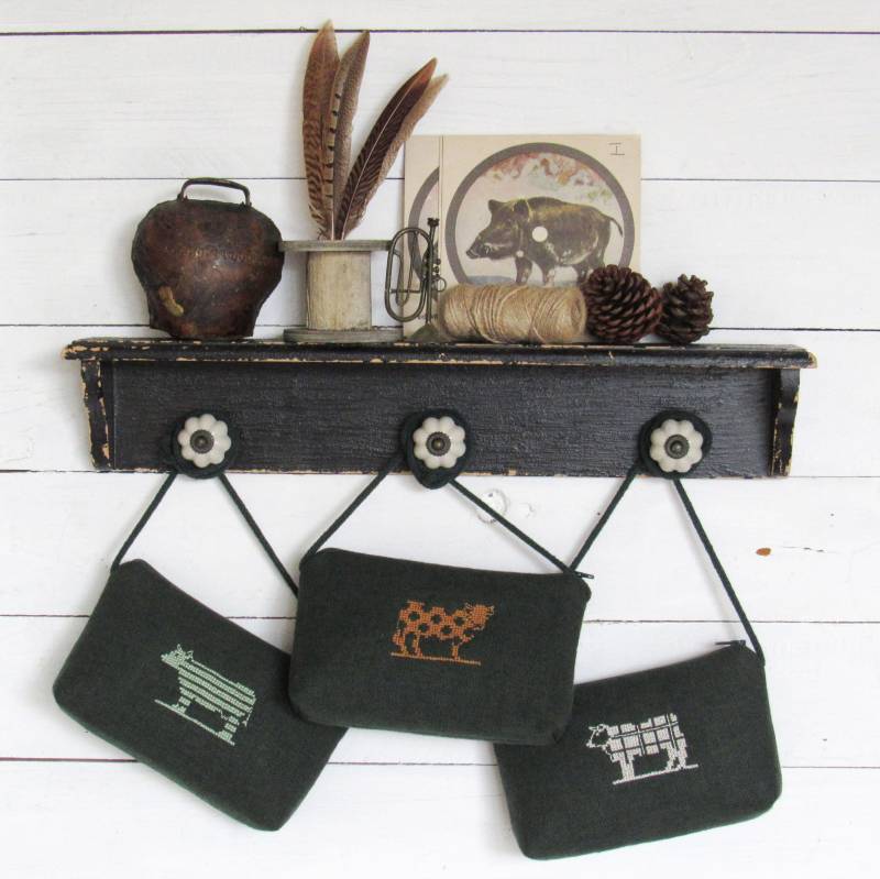 Trachtentasche Grün Dirndltasche Mit Handgestickter Kuh Trachtenstil Reines Leinen Makeup Tasche Landhausstil Alpenglück Trachtentasche Grün Dirndltasche Mit Handgestickter Kuh Trachtenstil Reines Leinen Makeup Tasche Landhausstil Alpenglück von HolzundLeinen