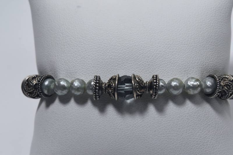 Facettierte Grüne Perle Sterling Silber Armband von HomeAgainVintageCo
