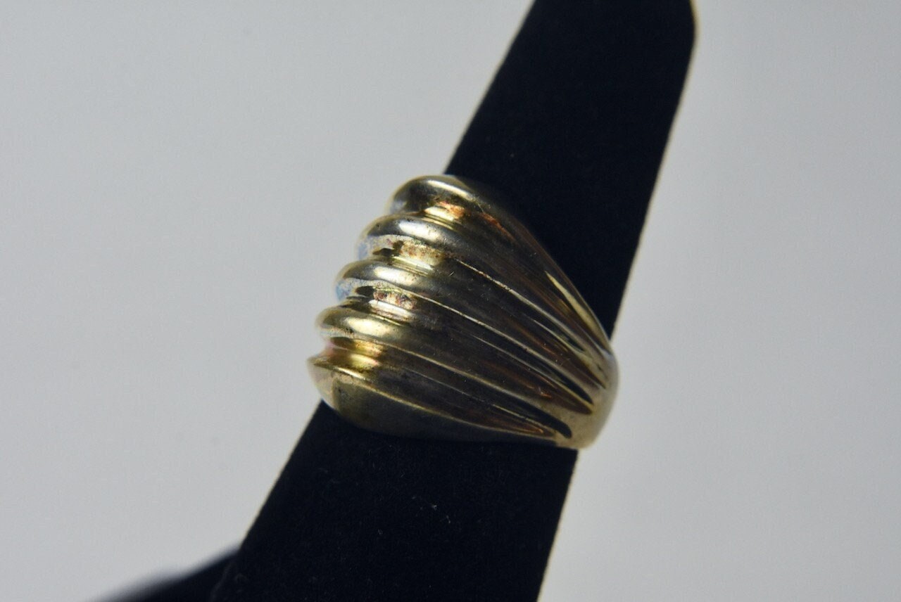 Moderner Abgewinkelter Und Geriffter Ring Aus Sterlingsilber - Größe 6, 75 Moderner Abgewinkelter Und Geriffter Ring Aus Sterlingsilber - Größe 6, 75 von HomeAgainVintageCo