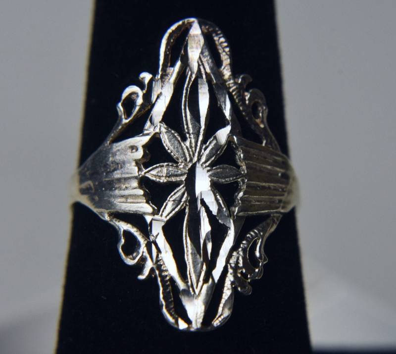 Sterling Silber Starburst Design Durchbohrte Ring von HomeAgainVintageCo