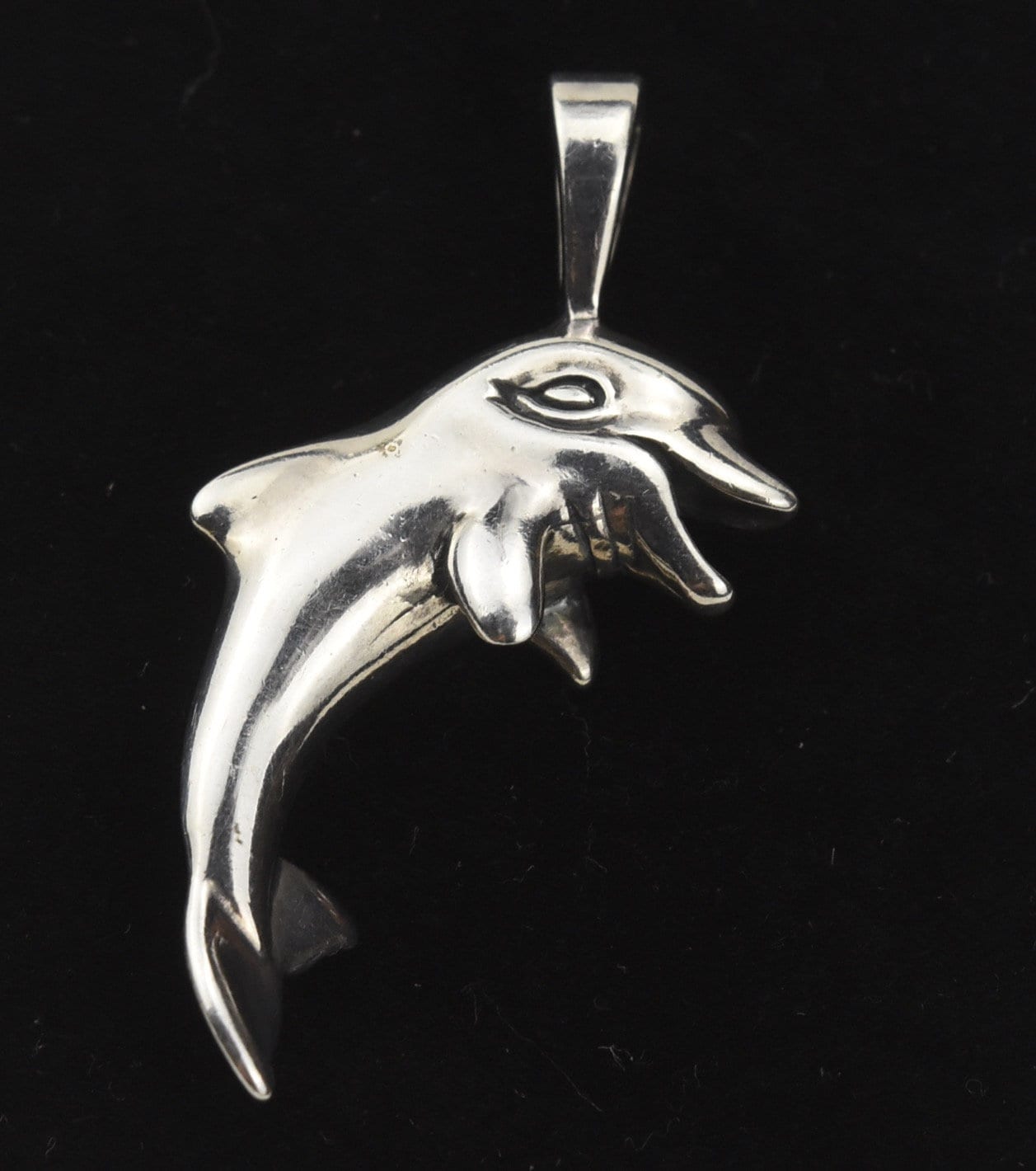 sterling Silber Delfin Anhänger von HomeAgainVintageCo