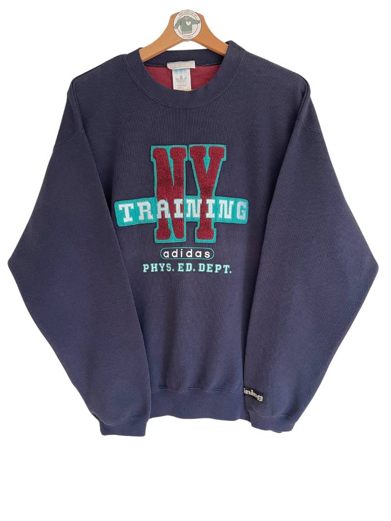 Adidas Vintage Sweater Gr. M Sweatshirt Pullover Ny Training Phys.ed.dept Patch Print 90Er 90S Dunkelblau Grün Rot von HomeAloneVintageDE