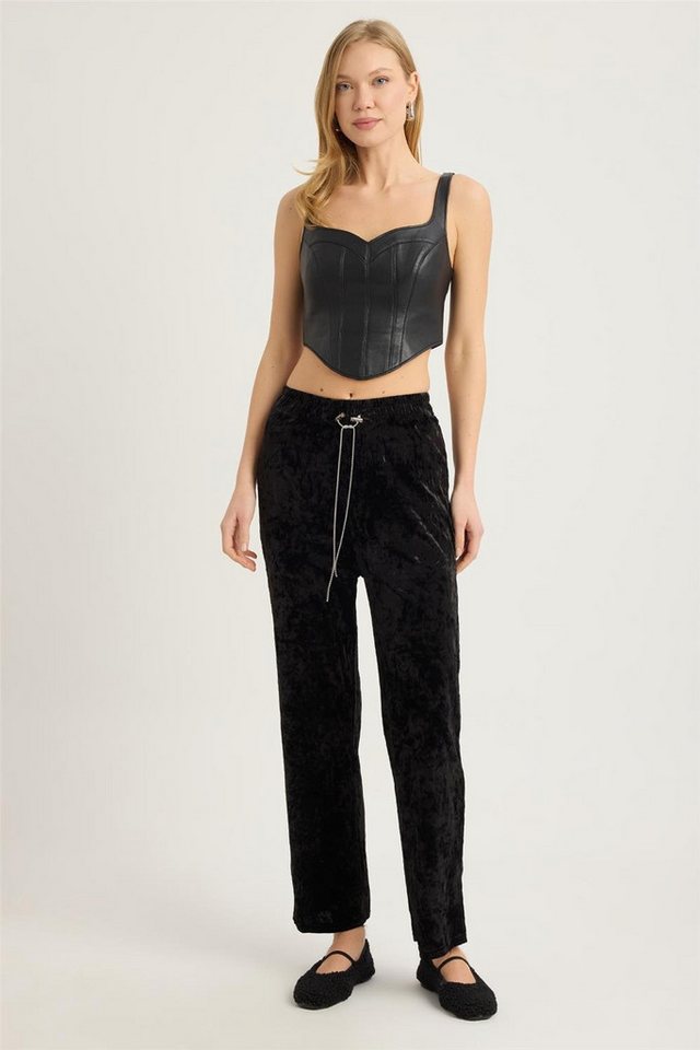 HomeStore Bequeme Jeans zerknitterte Samthose von HomeStore